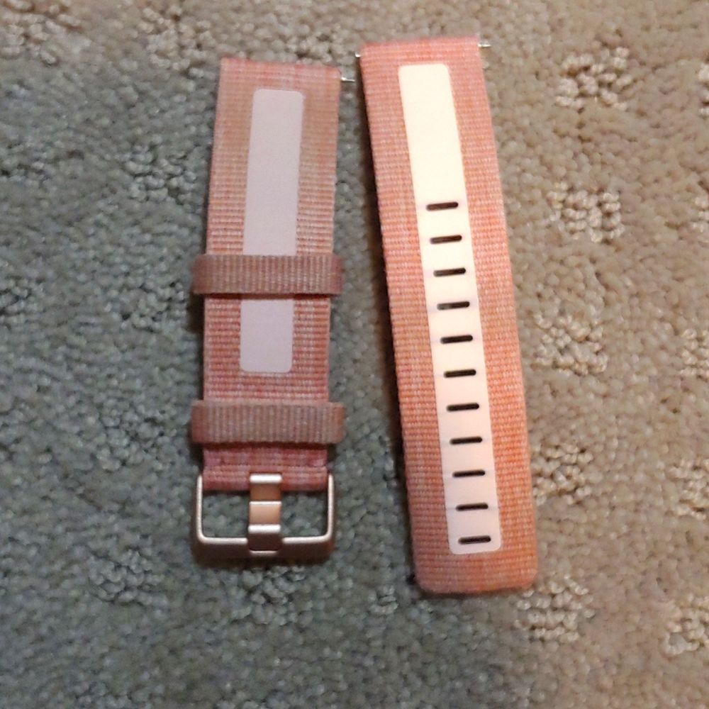 Fitbit Versa 2 ROSE GOLD - Picture 4 of 5